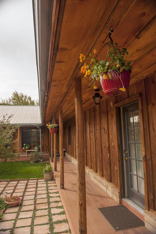 Grand Canyon Bed And Breakfast Уилямс Екстериор снимка