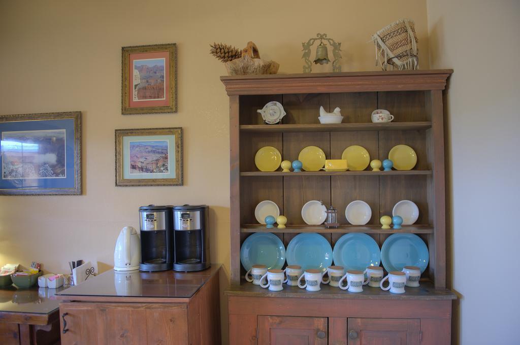 Grand Canyon Bed And Breakfast Уилямс Екстериор снимка