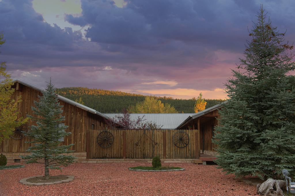 Grand Canyon Bed And Breakfast Уилямс Екстериор снимка