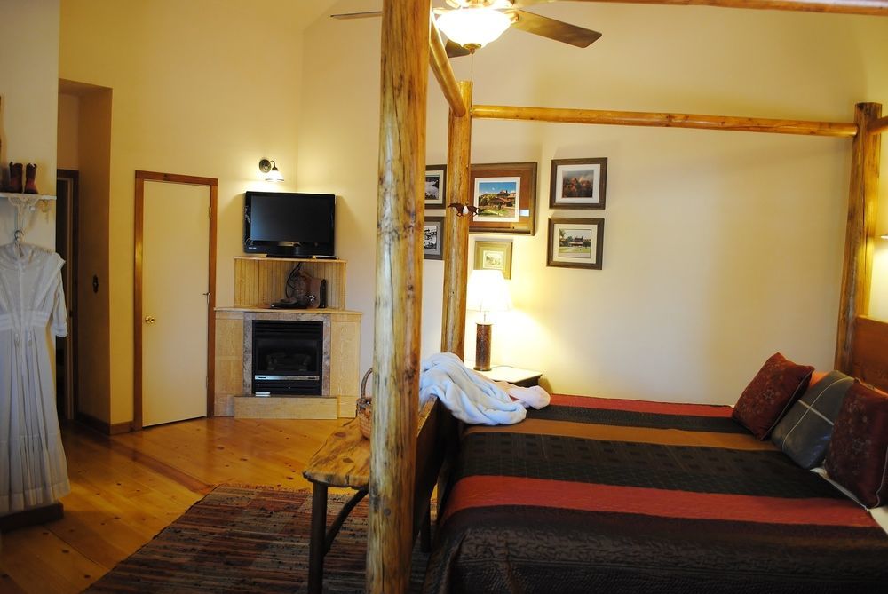 Grand Canyon Bed And Breakfast Уилямс Екстериор снимка