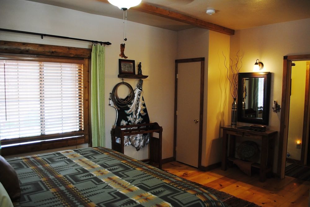 Grand Canyon Bed And Breakfast Уилямс Екстериор снимка