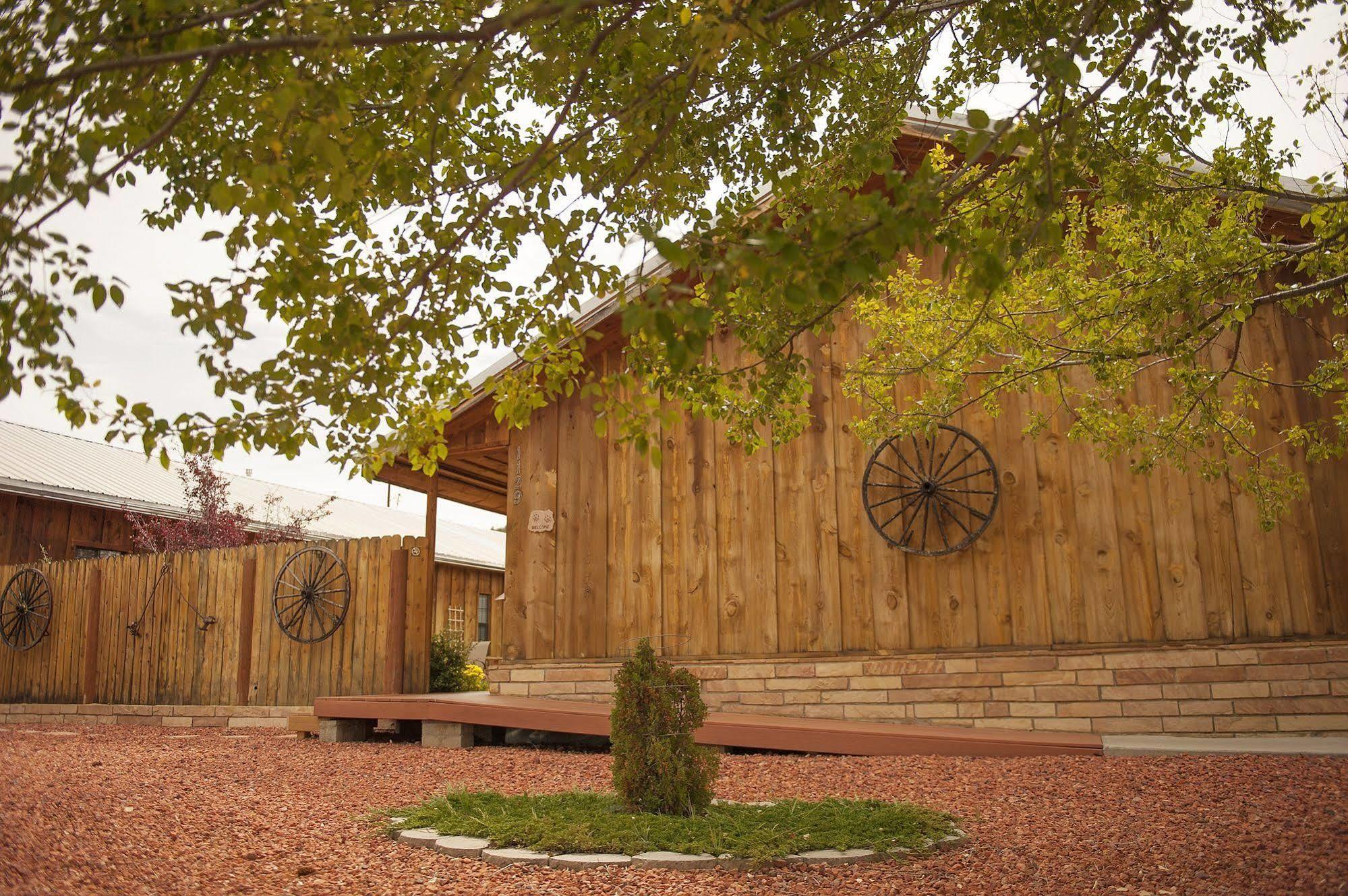 Grand Canyon Bed And Breakfast Уилямс Екстериор снимка