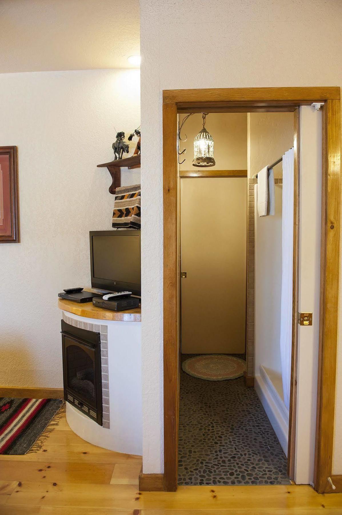 Grand Canyon Bed And Breakfast Уилямс Екстериор снимка