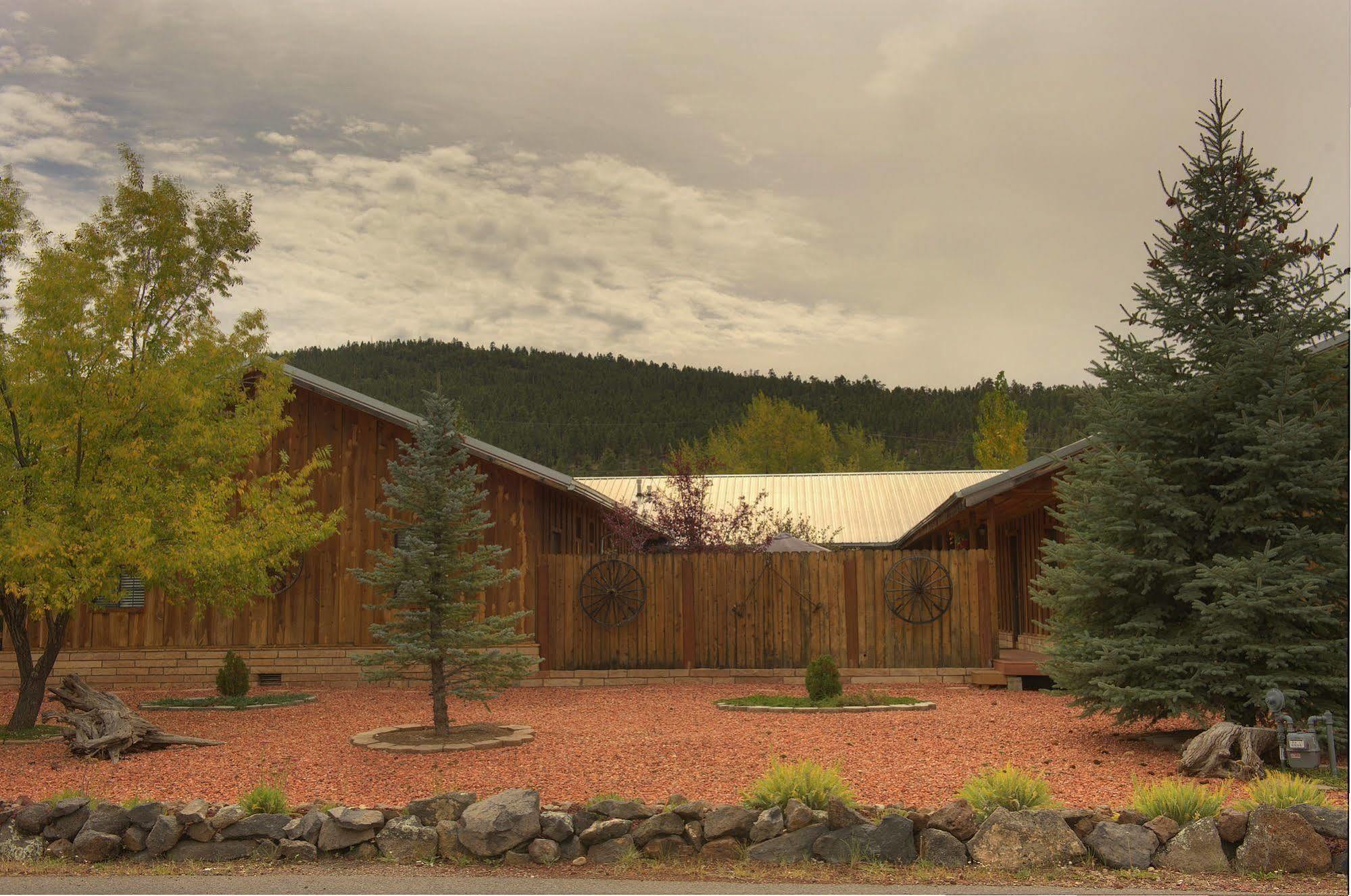 Grand Canyon Bed And Breakfast Уилямс Екстериор снимка